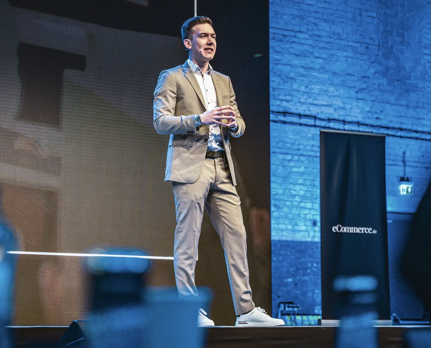 Nicklas auf der eCommerce.de Bühne
